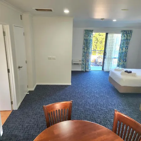 Botany Palms Motel-2