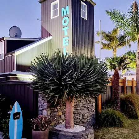 Southpacific Motel-2