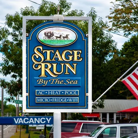 Stage Run By The Sea-2