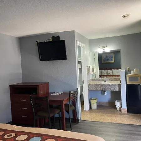Budget Inn Buffalo-2
