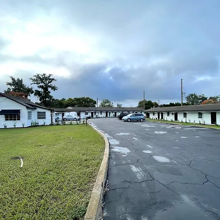 Deland Motel-2