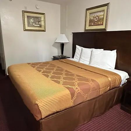 Carom Inn Denham Springs-Batonrouge-2