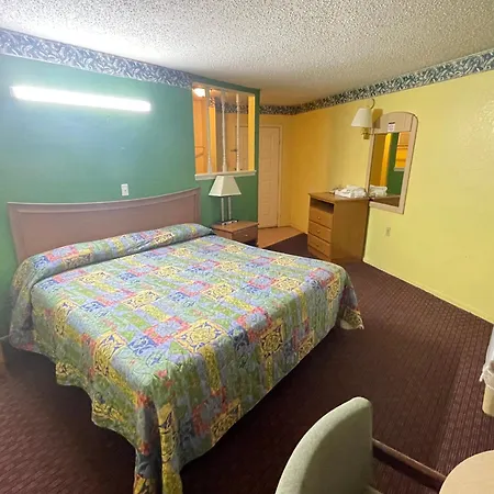 Relax Inn Copperas Cove-3
