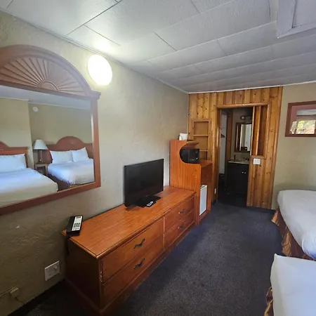 Redrock Country Inn-2
