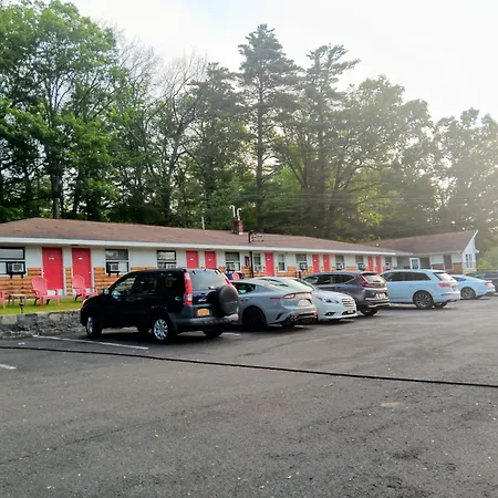 Robin Hood Motel-2