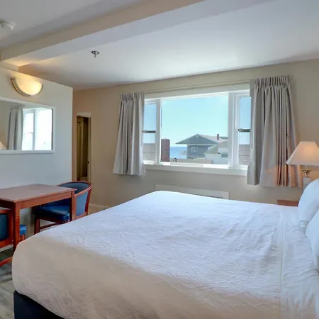 Atlantic Oceanfront Hotel, Wells Beach-2