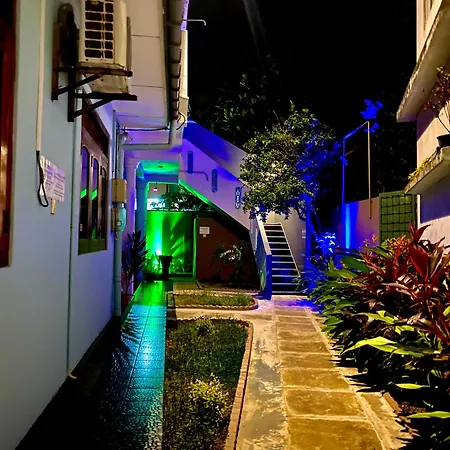 Tamara Motels-3