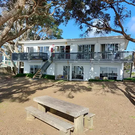 Edgewater Motel-3