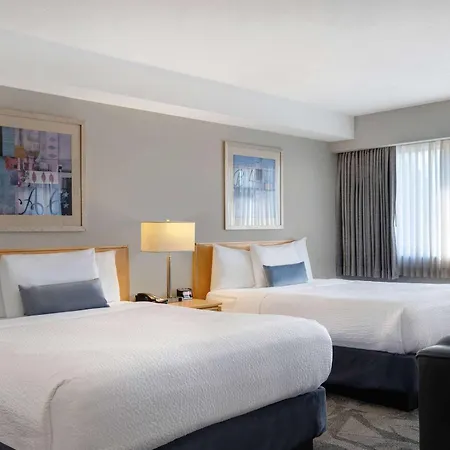 Days Inn By Wyndham Victoria Airport Sidney-2