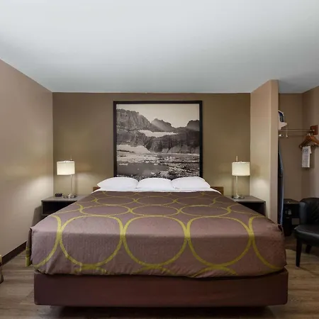 Super 8 By Wyndham Belgrade/Bozeman Airport-3