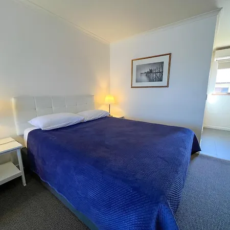 Summerhill Motor Inn (Adults Only)-2