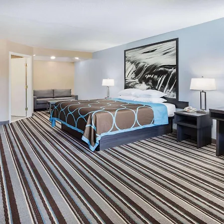 Super 8 By Wyndham Marysville/Port Huron Area-2