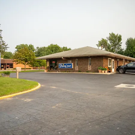 Sleep-Ees Inn, Saginaw & Frankenmuth-3