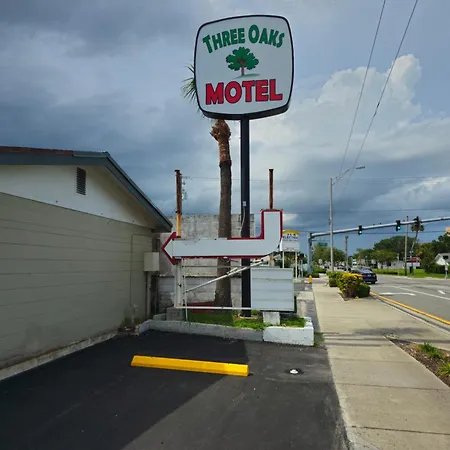Three Oaks Motel - Titusville-2