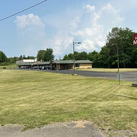 Thruway Holiday Motel-3
