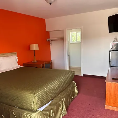 Gateway Lodge-2