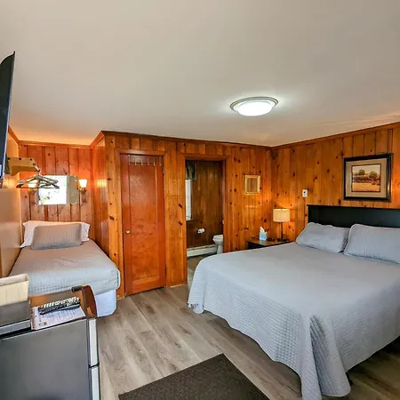 Riverside Motel-2