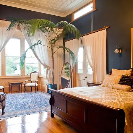 Mchardy Lodge-2