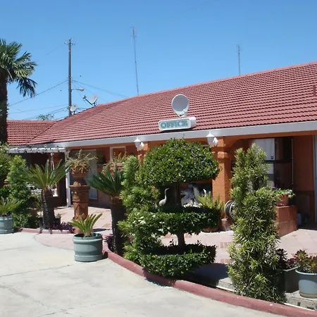 Economy Inn Los Banos-3