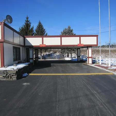 Days Inn By Wyndham Queensbury/Lake George-2