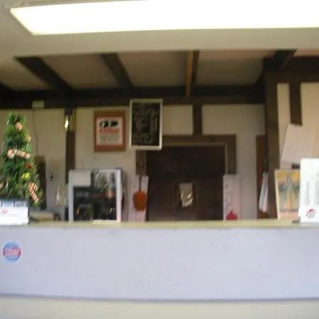 Kings Inn Cleveland-3