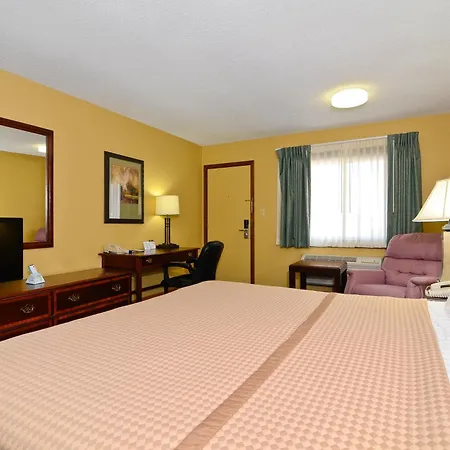 Americas Best Value Inn Iola-3