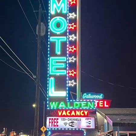 Walden Motel-3