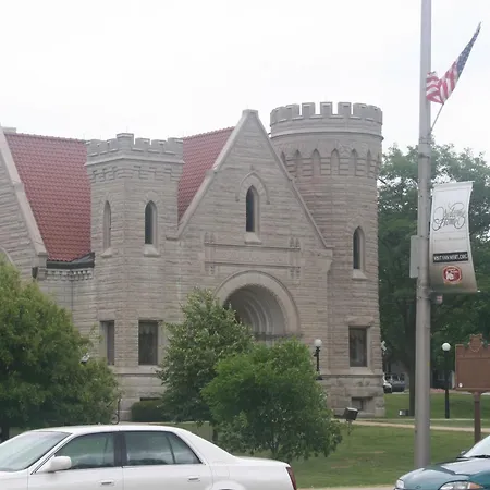 Fountain Inn-2