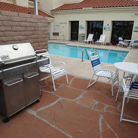 Gateway Studio Suites-2