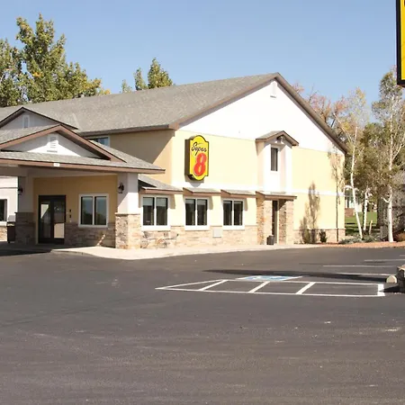 Super 8 By Wyndham Montrose-3