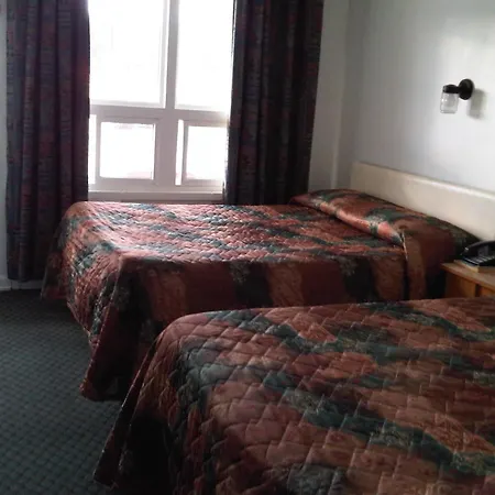 Pleasant Manor Motel-3