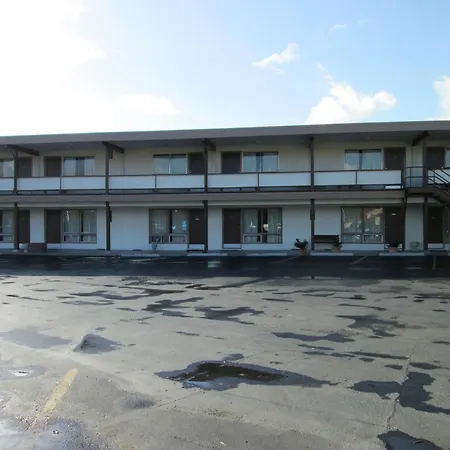 Townhouse Motel-3