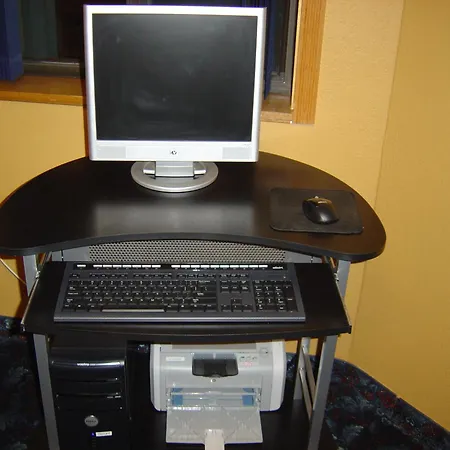 Wakota Inn And Suites-2