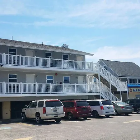 Atlantic Breeze Motel & Apartments-3