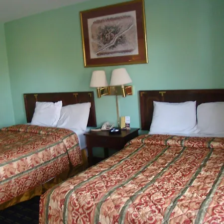 Budget Inn Mount Airy-3