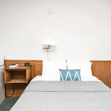 Seagull Bay Motel-3