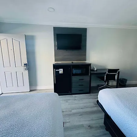 Surestay By Best Western Fresno Central-2