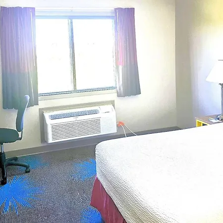 Days Inn By Wyndham North Sioux City-3