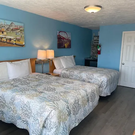 Surfcomber Motel-3