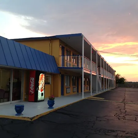 Belmont Inn And Suites-3