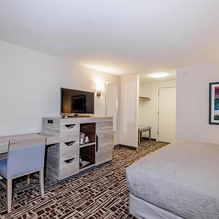 Rivers Edge Motel-2