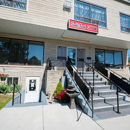 Sauble Beach Lodge-3