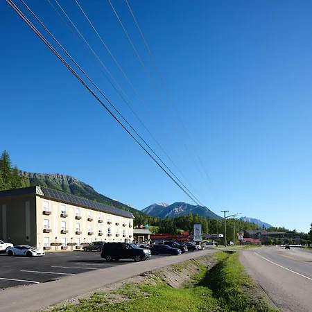 Fernie Fox Hotel-3