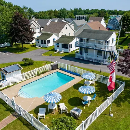 The Beaches Guestrooms And Cottages-2