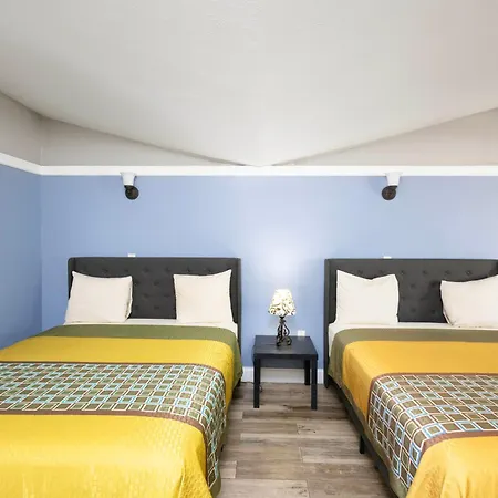 Warm Mineral Springs Motel-2
