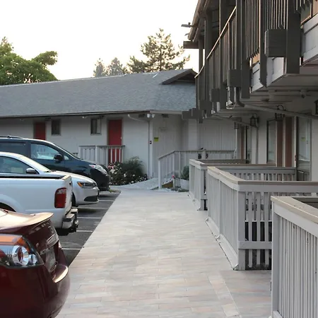 Cedarwood Inn Of Ashland-2