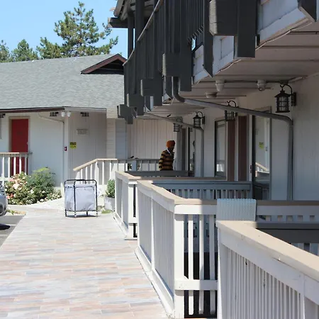 Cedarwood Inn Of Ashland-3