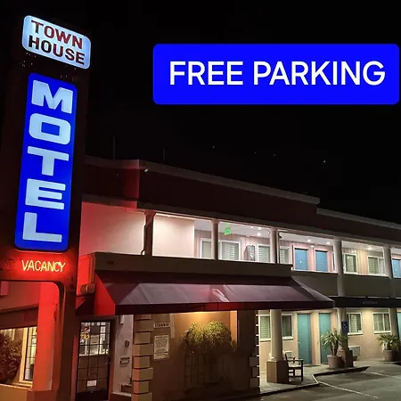 Town House Motel-3