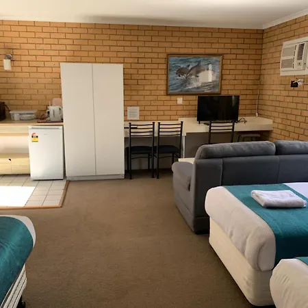 Aspley Pioneer Motel-3