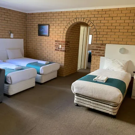 Aspley Pioneer Motel-2